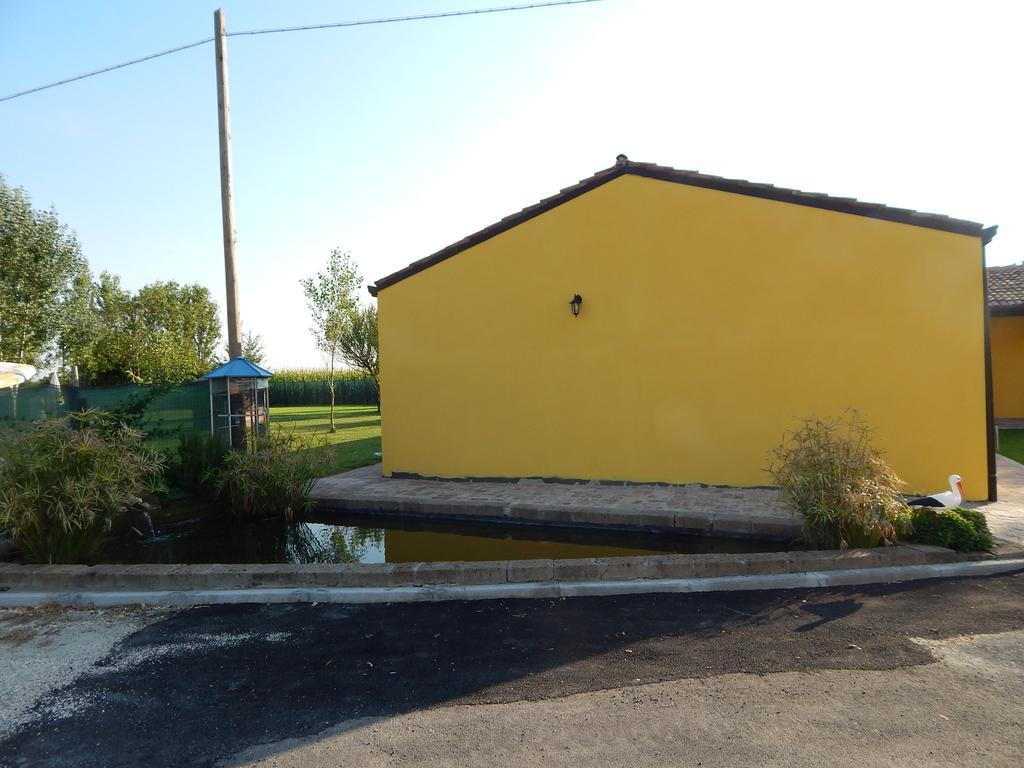 B&B Corte Bolandina Taglio di Po Екстериор снимка