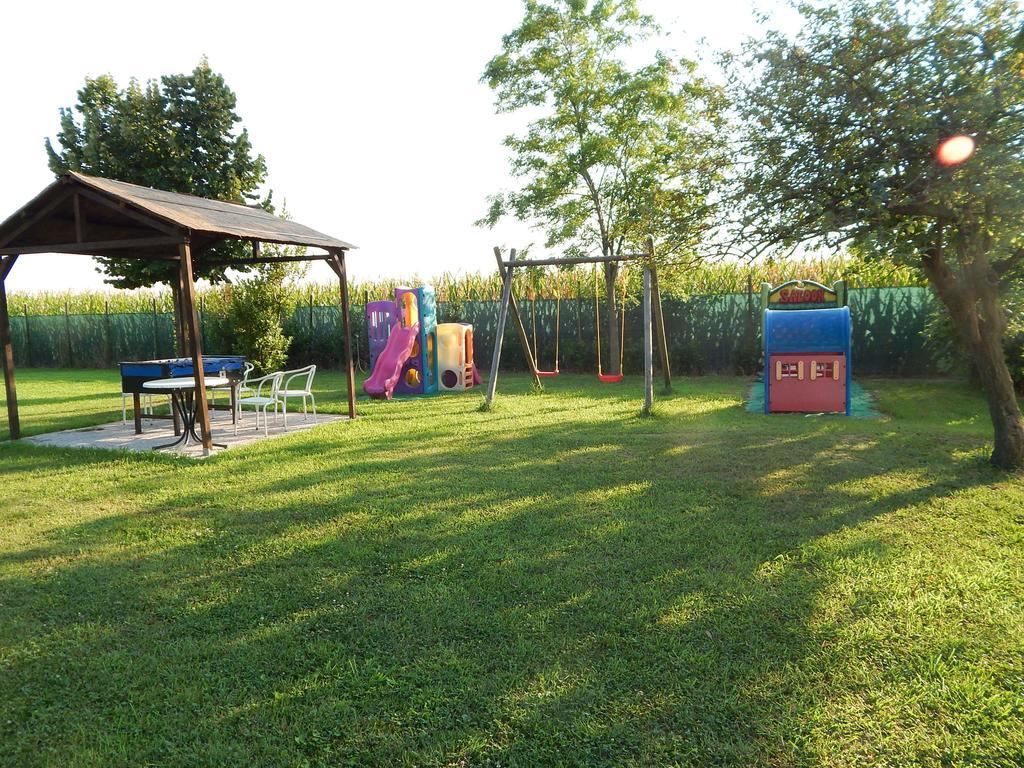 B&B Corte Bolandina Taglio di Po Екстериор снимка